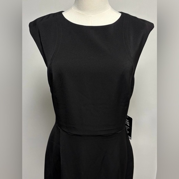 NWT Express Crew Neck Cap Sleeve Back Zipper Midi Sheath Dress Black Size 8 - Picture 4 of 10
